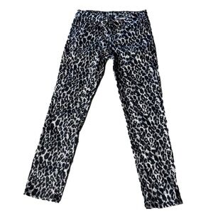 𝅺euc, APT. 9, Straight Skinny, Capri, Jeans, Leopard, Stretch, Size 2, Cotton